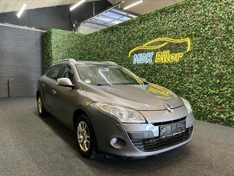 Renault Megane III 1,5 dCi 110 Expression 5d