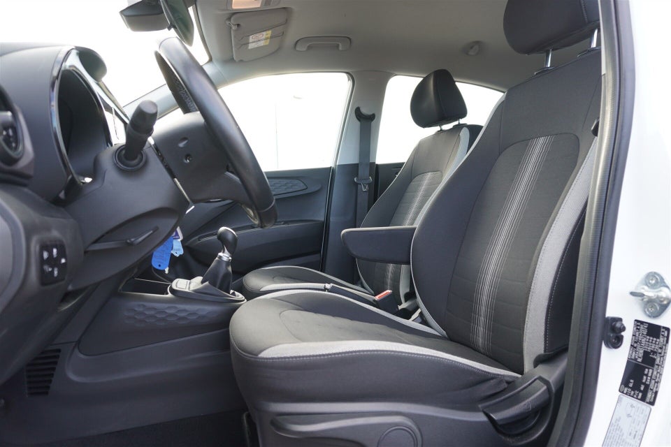 Hyundai i10 1,0 MPi Essential 5d