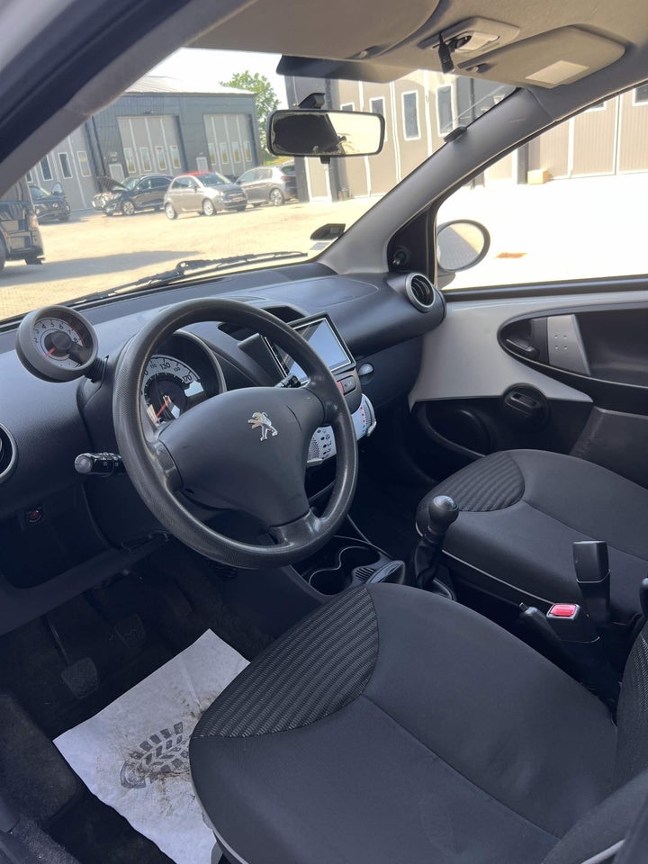 Peugeot 107 1,0 Active 5d