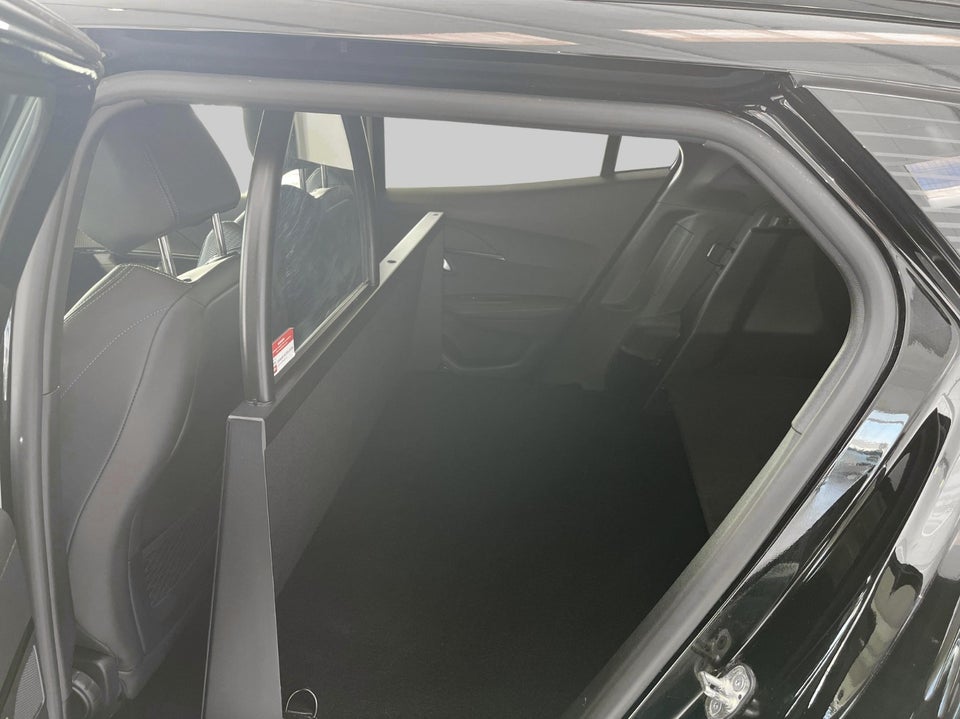 Peugeot e-2008 50 GT Van 5d