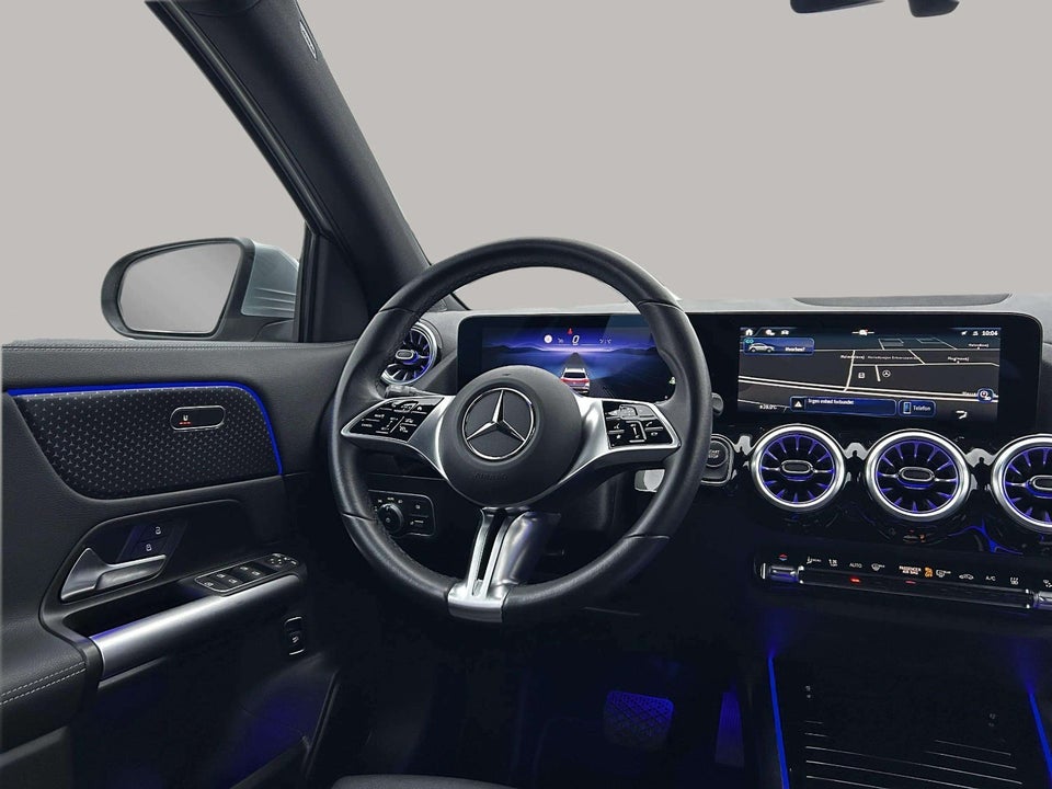 Mercedes EQA250+ Progressive 5d