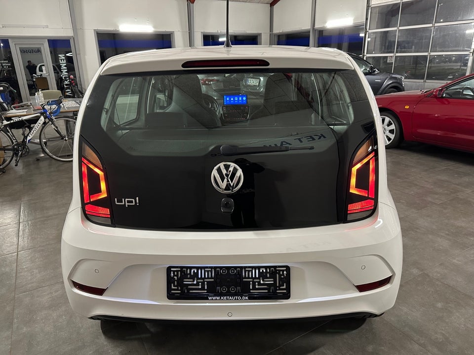 VW Up! 1,0 MPi 60 White Style 5d