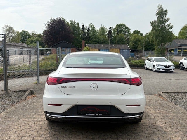 Mercedes EQE300 Electric Art 4d