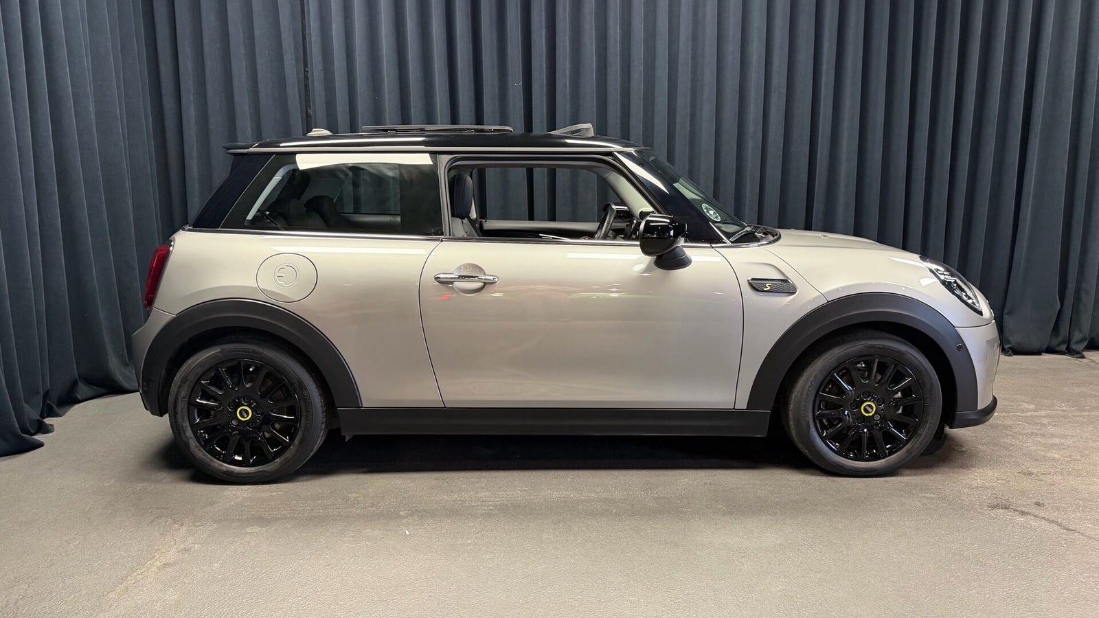 MINI Cooper SE Edition Premium Plus 3d