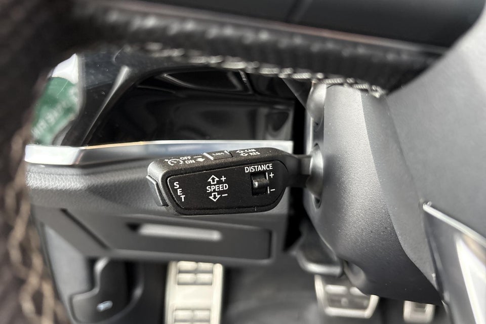 Audi Q3 45 TFSi e Attitude plus S-tr. 5d