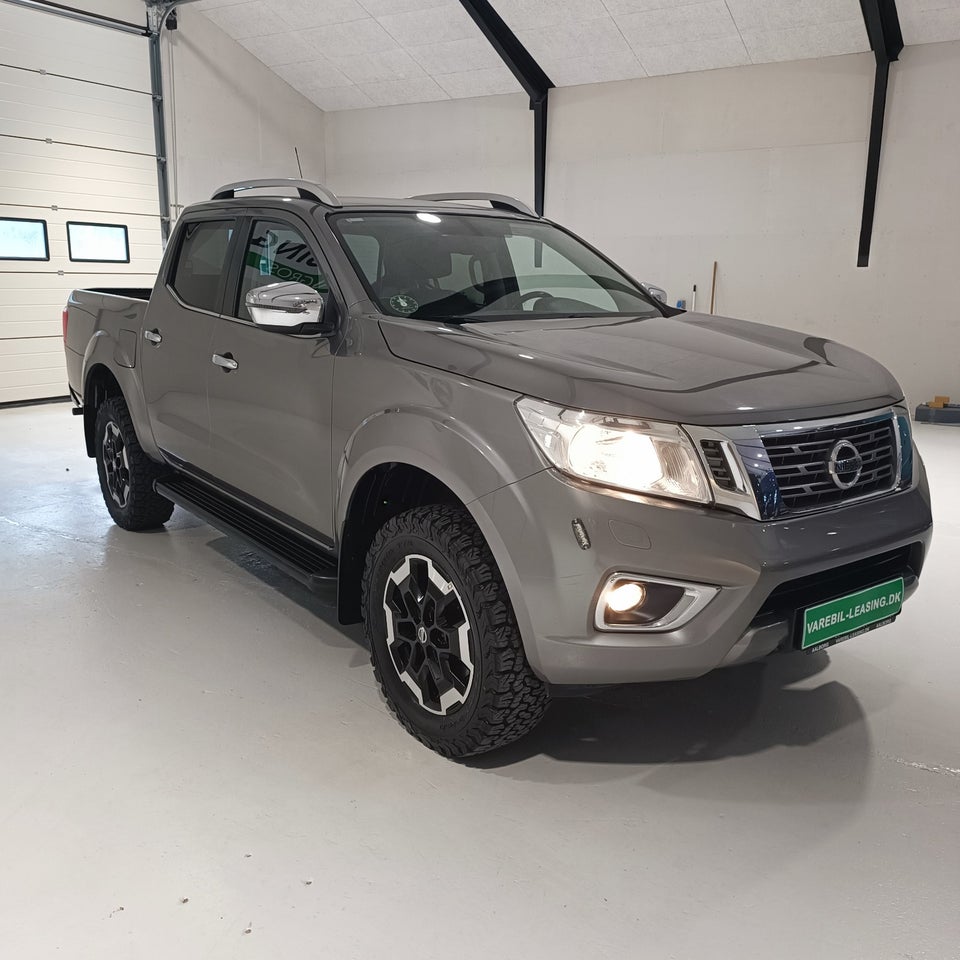 Nissan Navara 2,3 dCi 190 Db.Kab Tekna aut. 4d