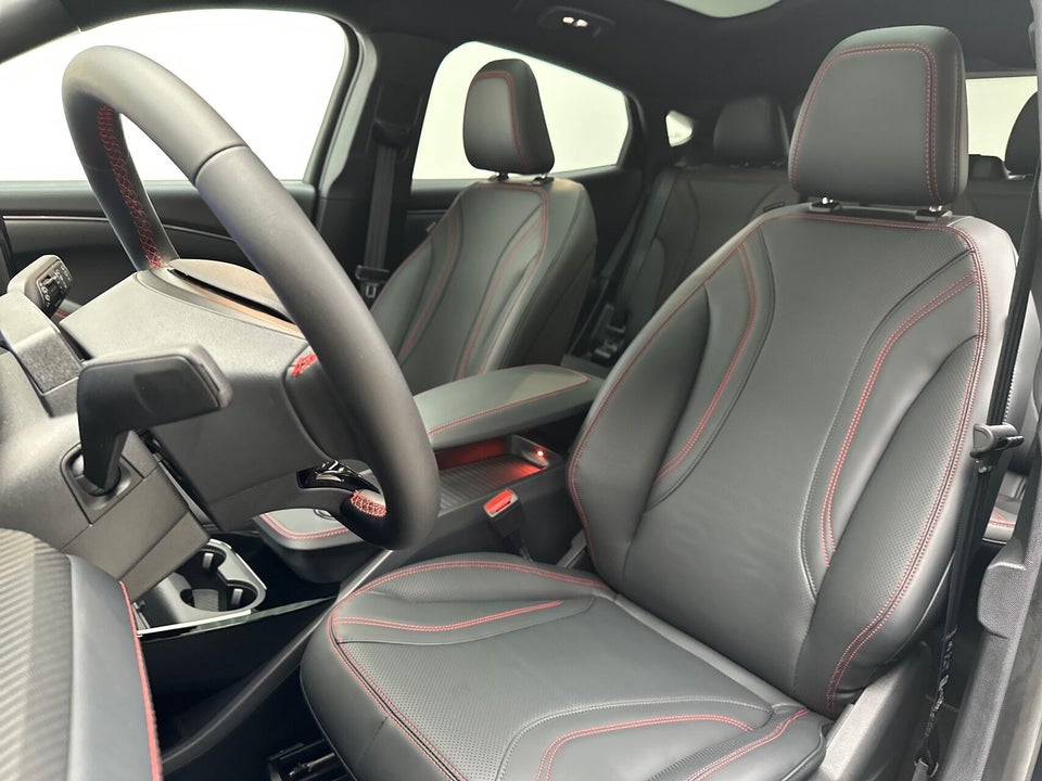 Ford Mustang Mach-E 98 Premium Extended Range AWD 5d