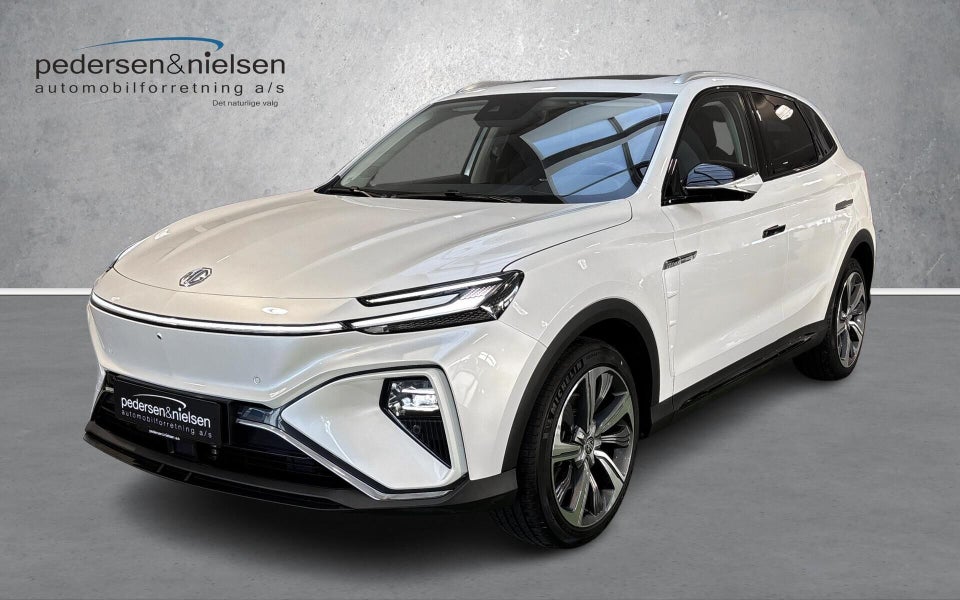 MG Marvel R Luxury 5d