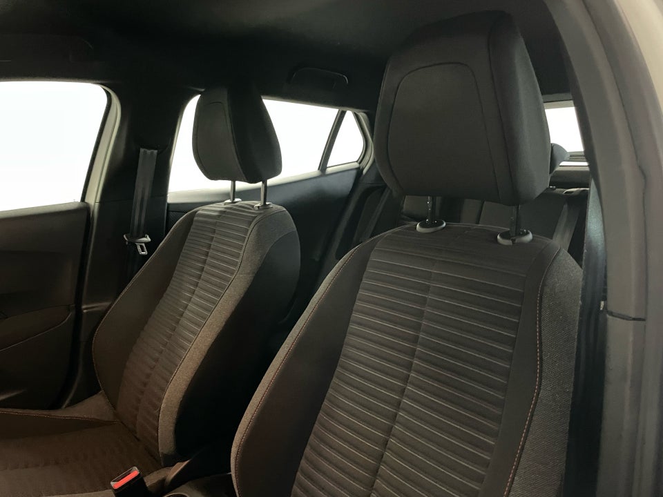 Peugeot 2008 1,2 PureTech 130 Vision Pack EAT8 5d