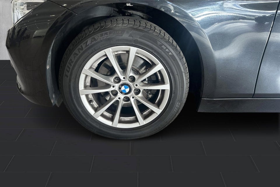 BMW 320d 2,0 Touring Executive aut. 5d