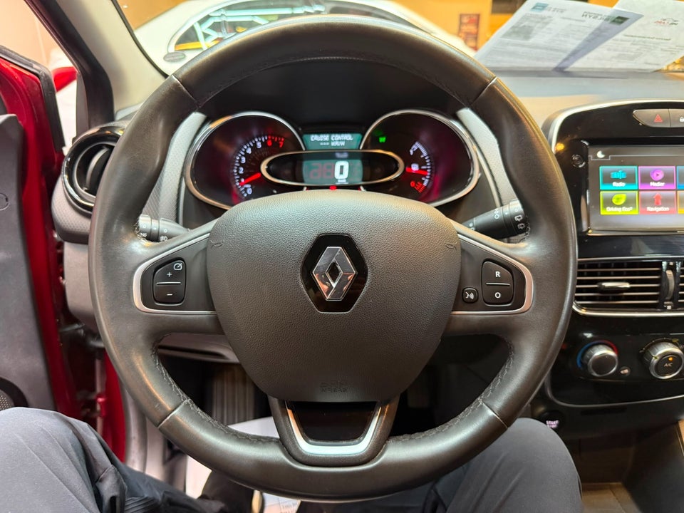 Renault Clio IV 0,9 TCe 90 Zen Sport Tourer 5d