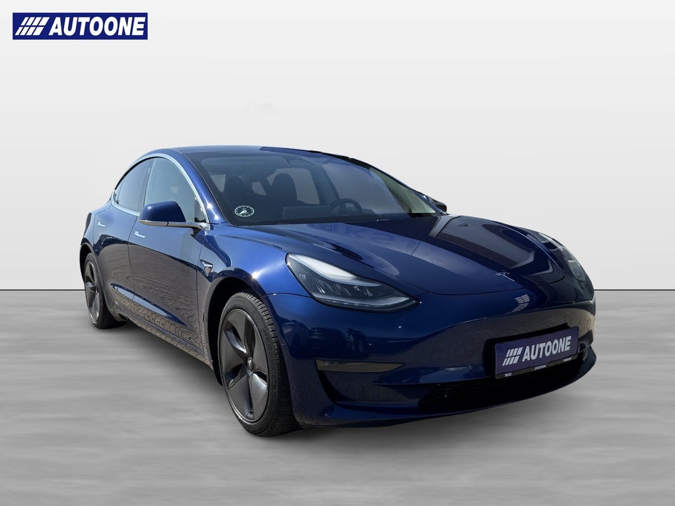 Tesla Model 3 Long Range AWD 4d