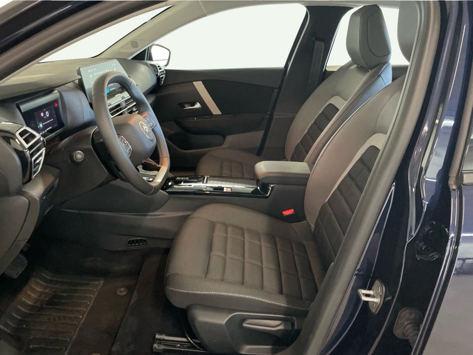 Citroën ë-C4 X 54 Plus 4d