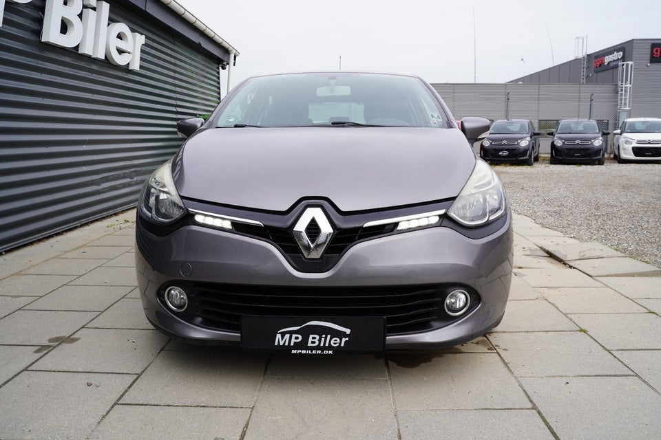 Renault Clio IV 1,2 16V Authentique 5d