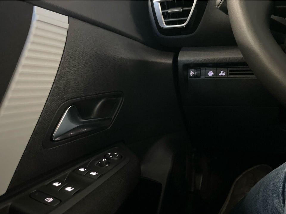 Citroën ë-C4 X 50 Plus 4d
