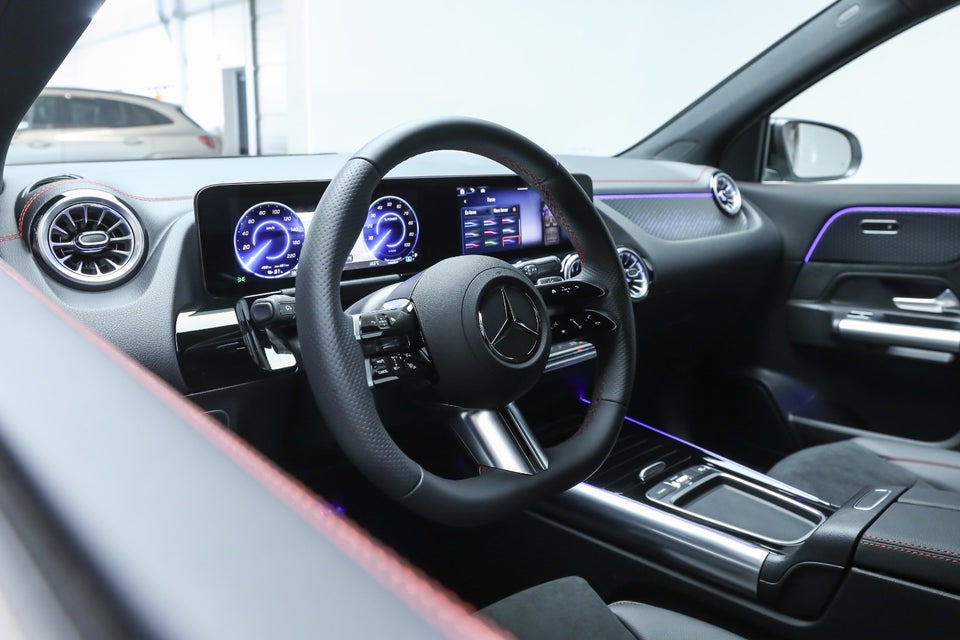 Mercedes EQA250+ AMG Advance 5d