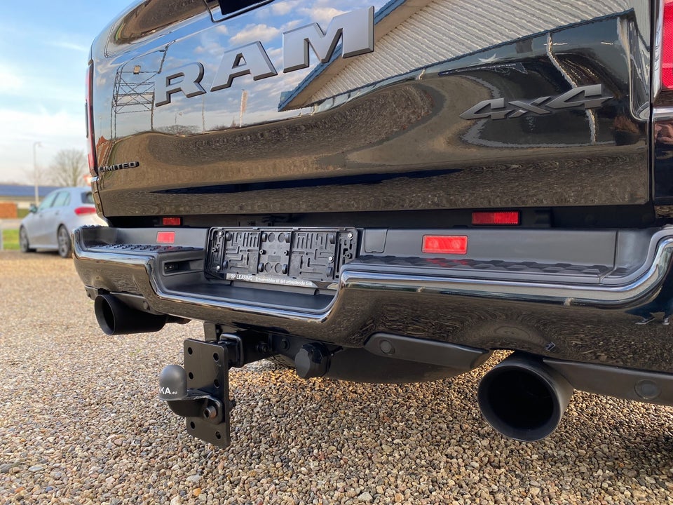 Dodge RAM 1500 5,7 V8 Hemi Limited Night aut. 4d