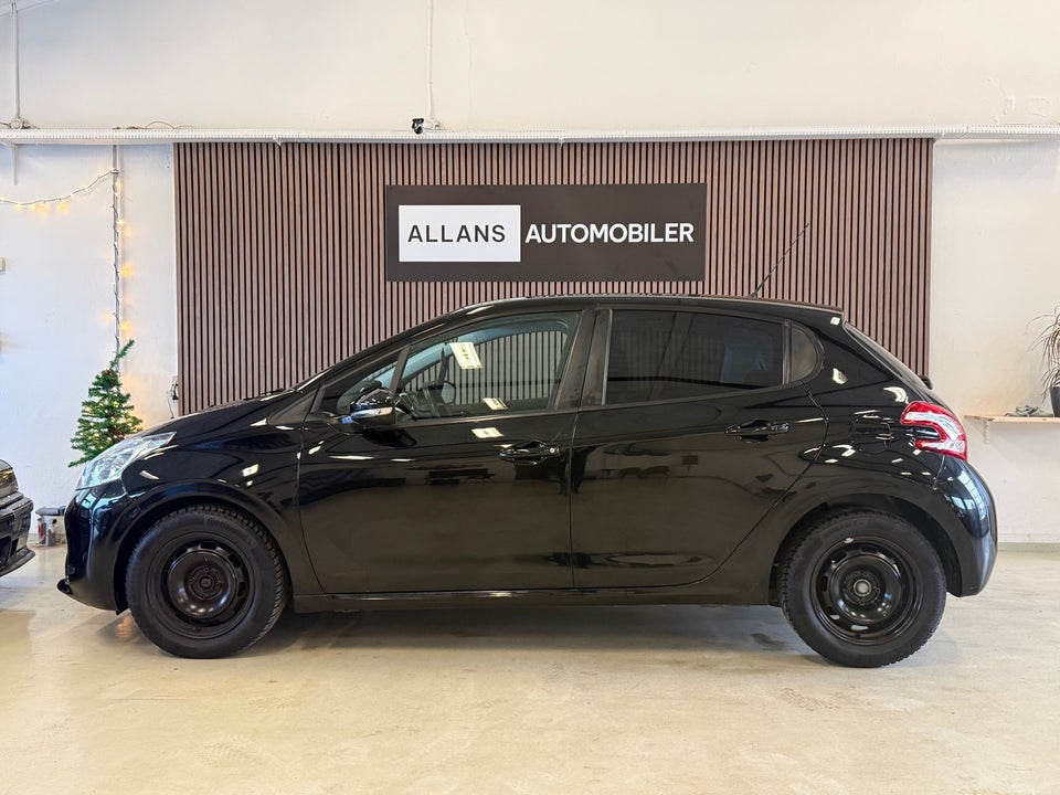 Peugeot 208 1,2 VTi Active 5d