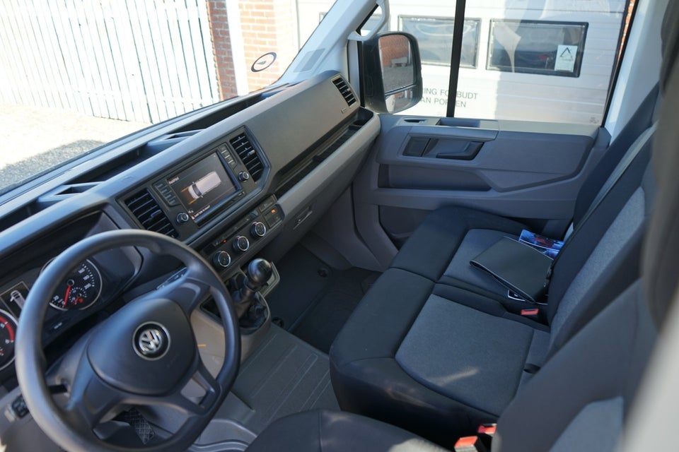 VW Crafter 35 2,0 TDi 140 Kassevogn L3H2