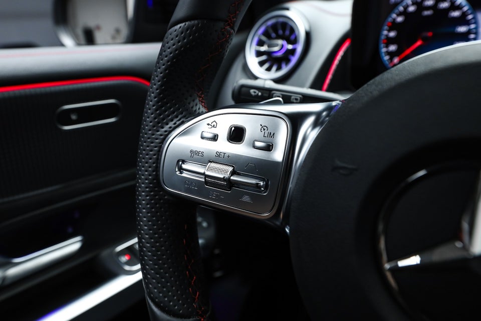 Mercedes EQB350 AMG Line 4Matic 5d