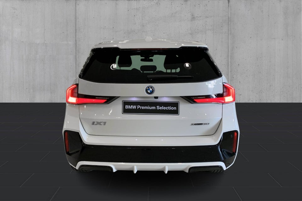 BMW iX1 xDrive30 M-Sport 5d