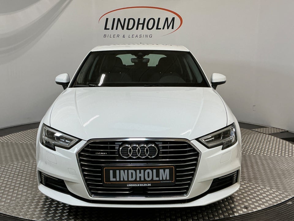 Audi A3 1,4 e-tron Sport Sportback S-tr. 5d