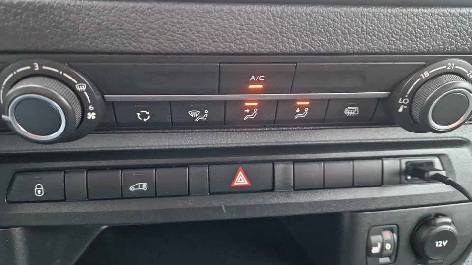 Toyota ProAce 2,0 D 122 Long Comfort Master 4d