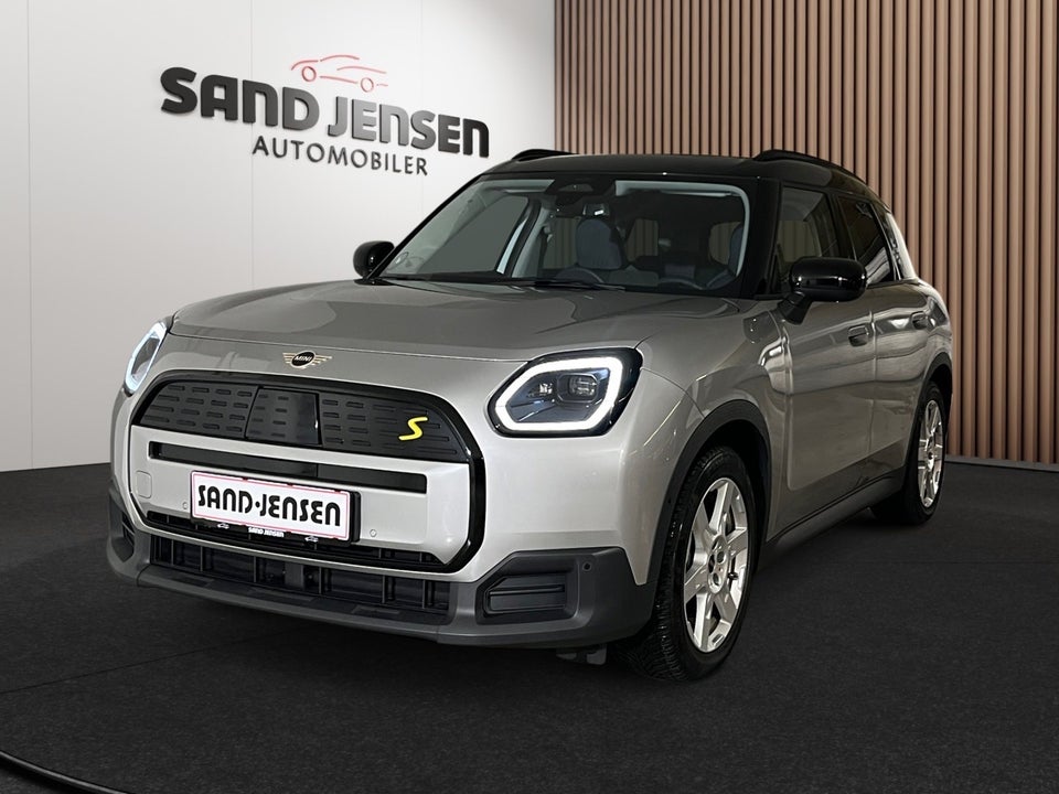 MINI Countryman SE Classic Trim M ALL4 5d
