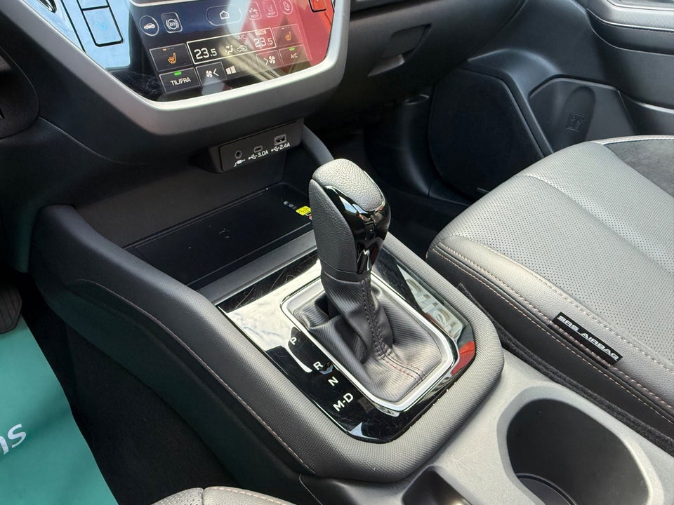 Subaru Forester 2,0 e-Boxer Touring L-tr. 5d