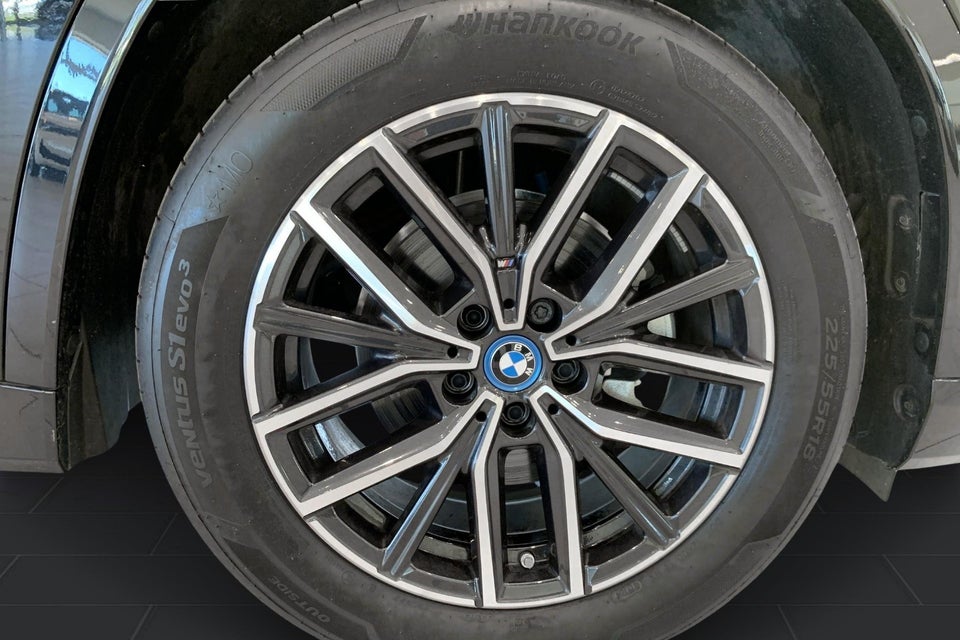 BMW iX1 eDrive20 M-Sport 5d