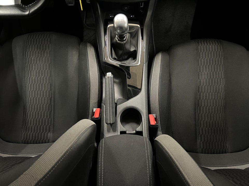 Peugeot 308 1,6 BlueHDi 120 Style 5d