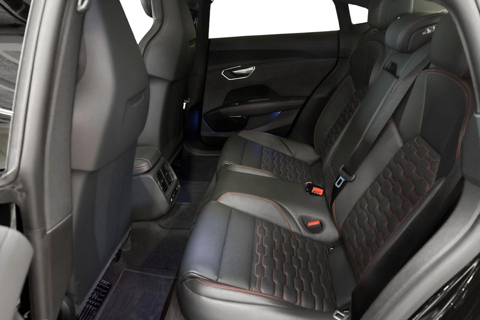 Audi S e-tron GT quattro 4d