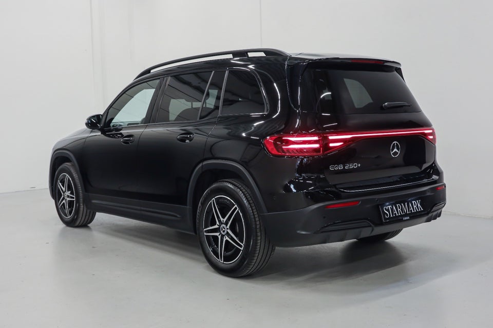 Mercedes EQB250+ AMG Advance 5d