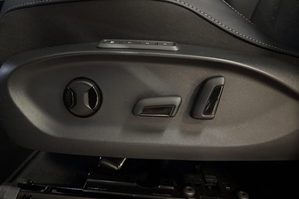 Cupra Tavascan 77 Immersive 5d