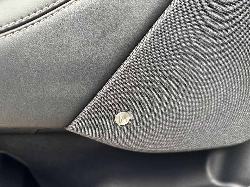 Ford Mustang Mach-E 75 Premium Standard Range 5d