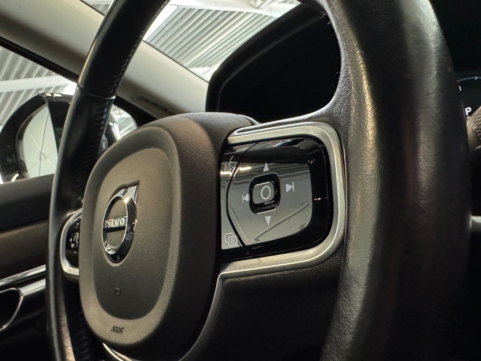 Volvo V90 2,0 D4 190 Momentum aut. AWD 5d