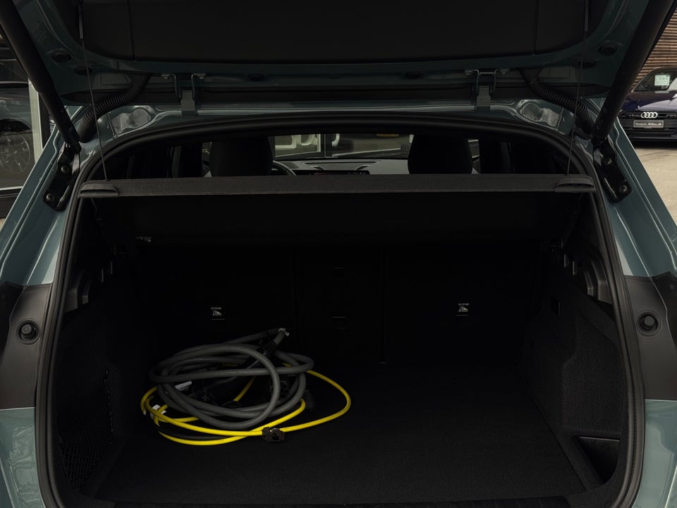 BMW iX1 eDrive20 Fully Charged M-Sport 5d