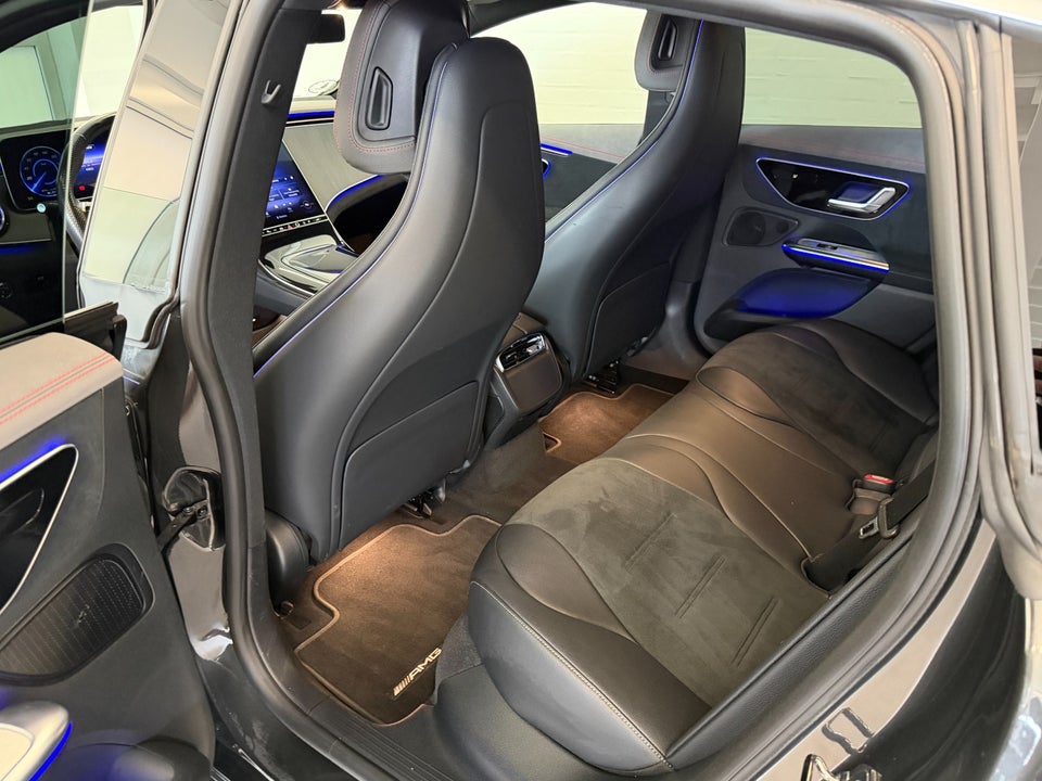 Mercedes EQE350 AMG Line 4Matic 4d