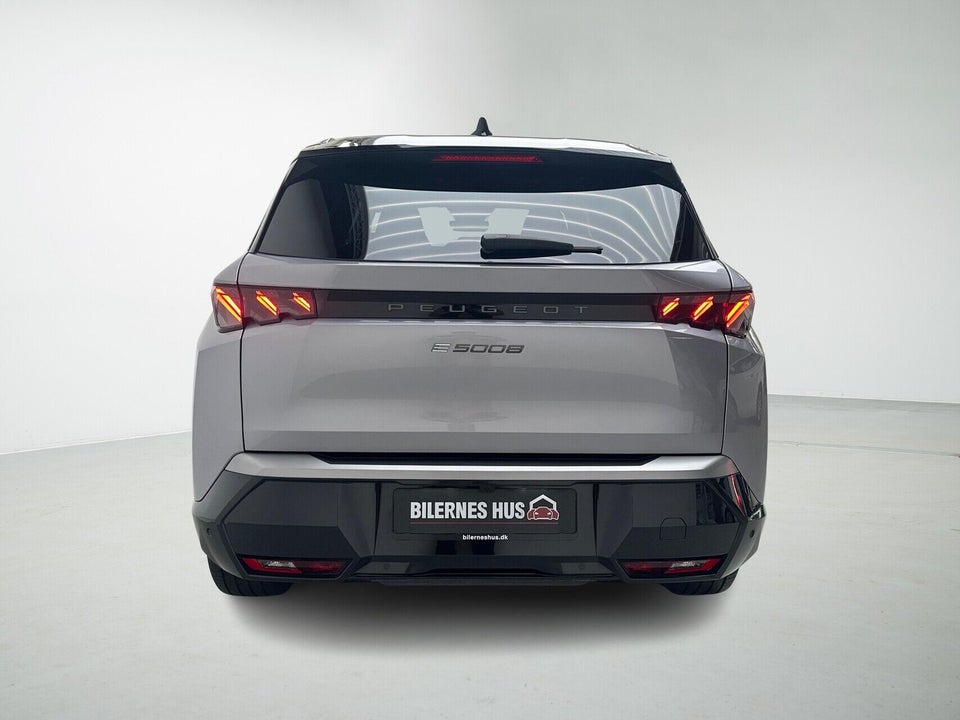 Peugeot e-5008 77 GT Pack AWD 7prs 5d