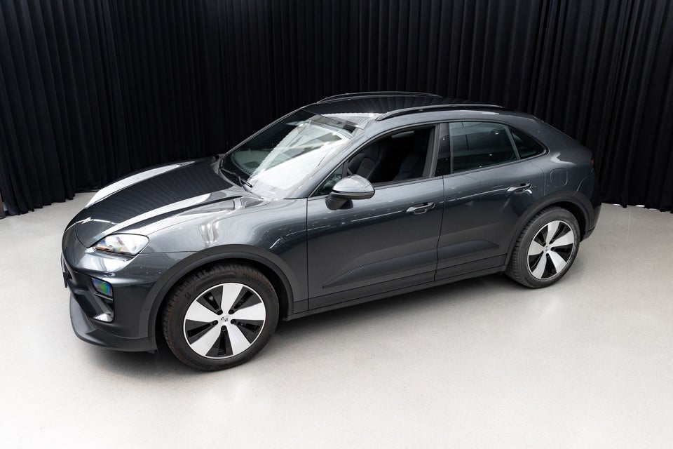 Porsche Macan 5d