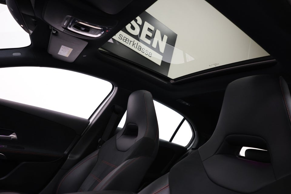 Mercedes A220 2,0 AMG Line aut. 4Matic 4d