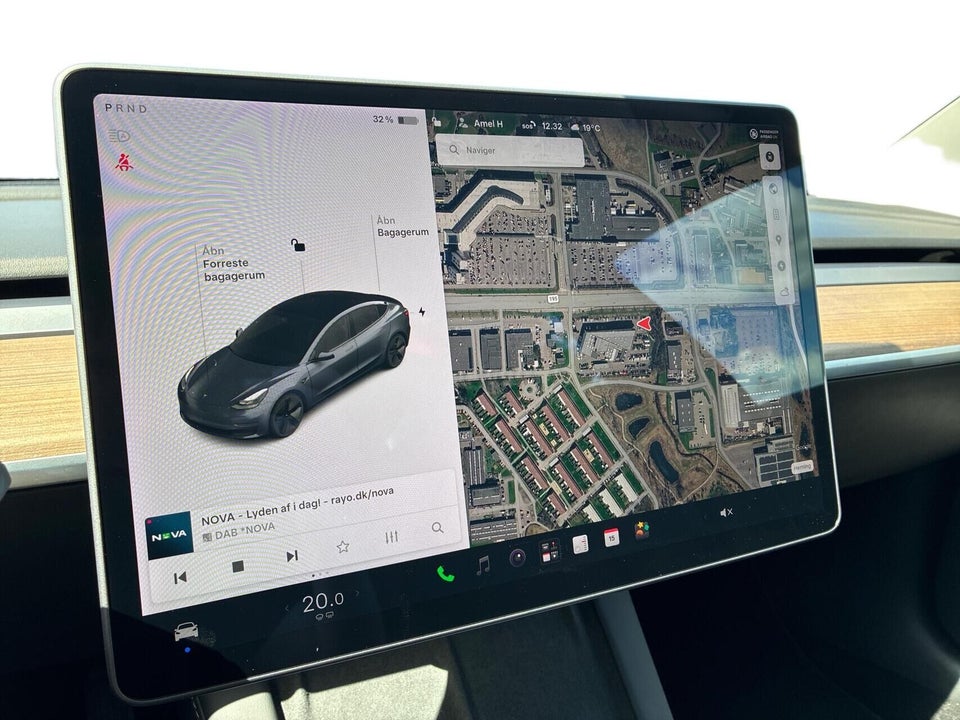 Tesla Model 3 Standard Range+ RWD 4d
