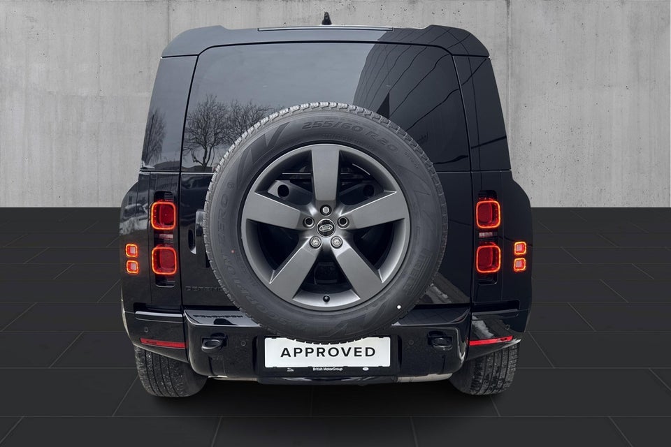 Land Rover Defender 110 3,0 D250 Hard Top X-Dynamic SE aut. Van 5d