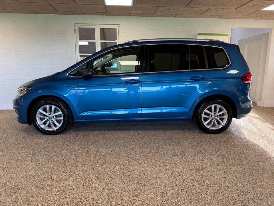 VW Touran 1,6 TDi 115 Highline DSG 7prs 5d