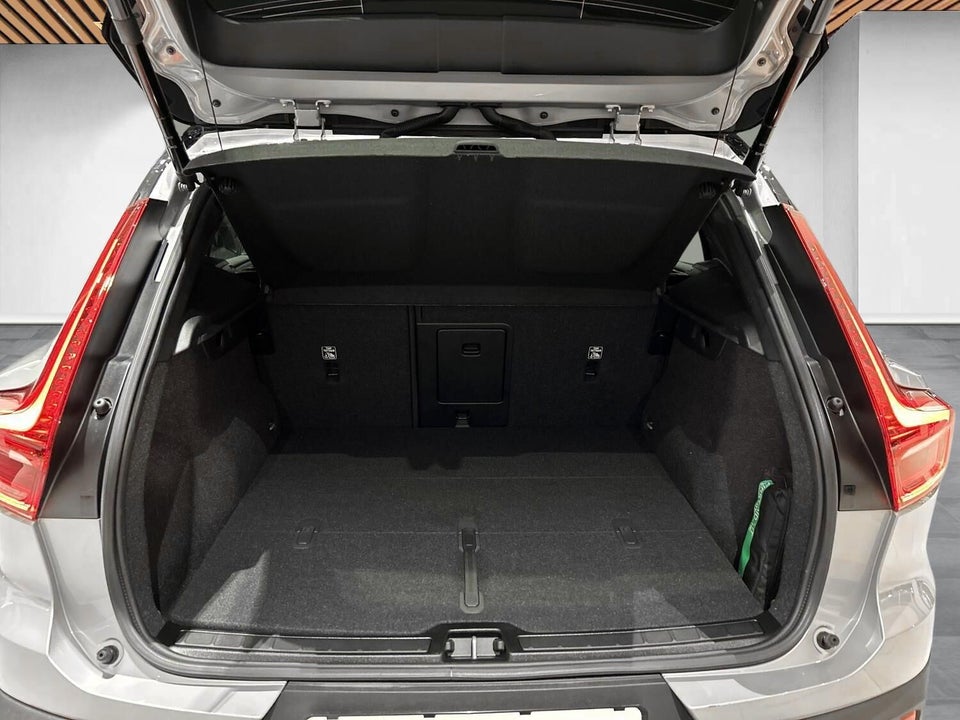 Volvo EX40 Extended Range Ultra 5d