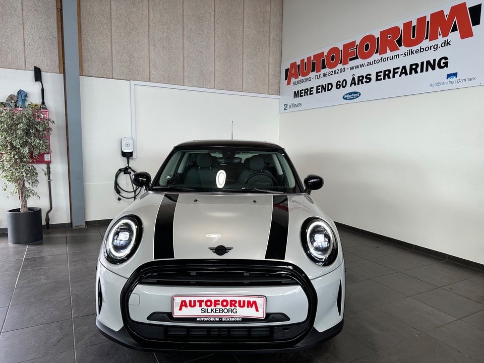 MINI Cooper 1,5 Maximise aut. 3d