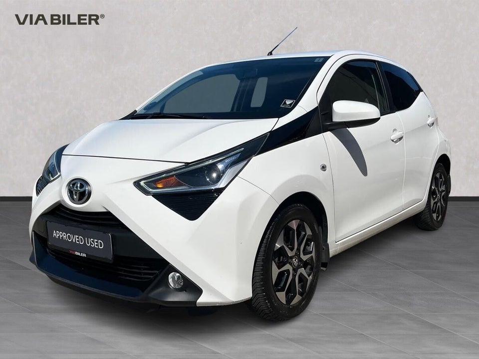 Toyota Aygo 1,0 VVT-i x-press x-shift 5d