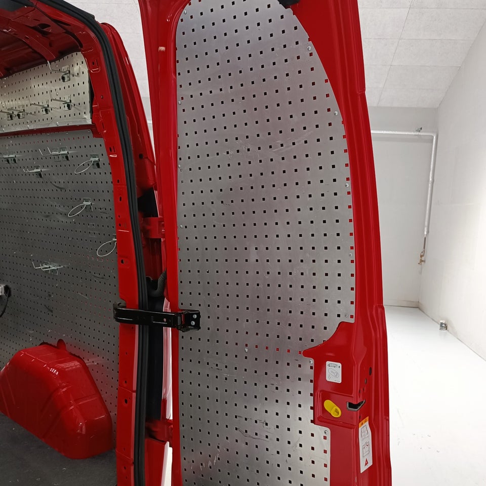 Ford Transit Custom 320L 2,0 TDCi 170 Trend aut.