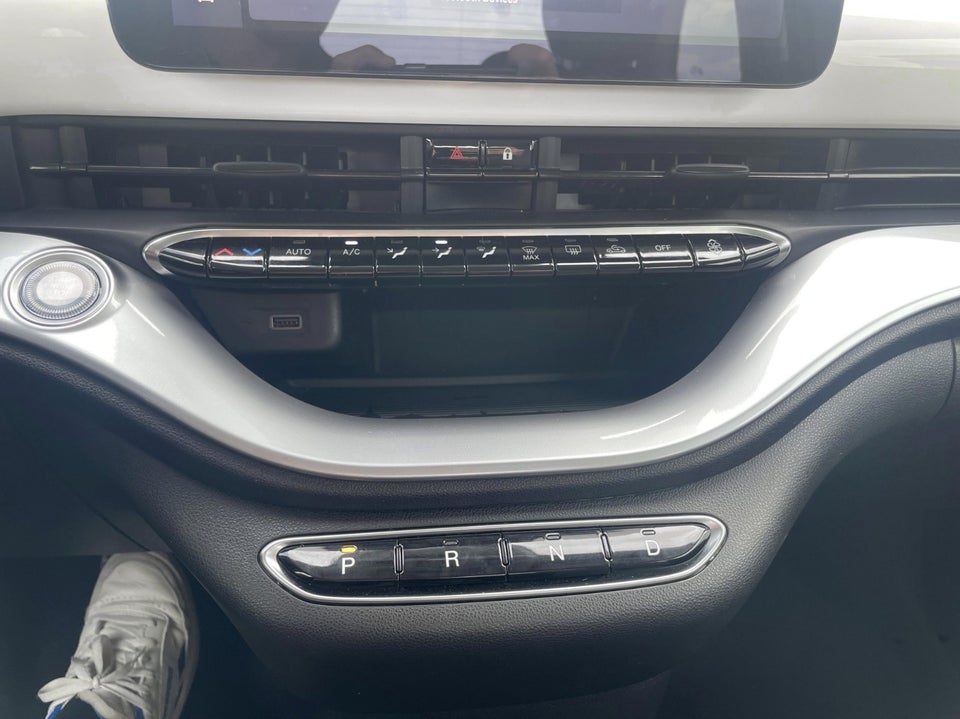 Fiat 500e 42 Icon 3d