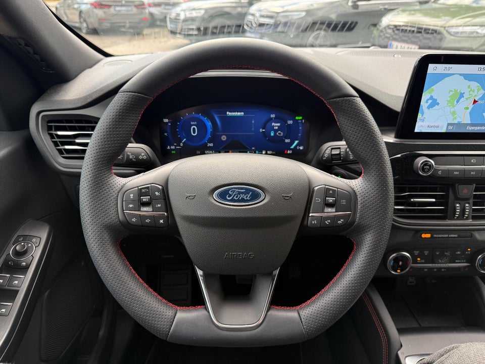 Ford Kuga 2,5 PHEV ST-Line X CVT 5d